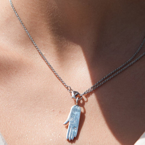 HAND CHARM - silver